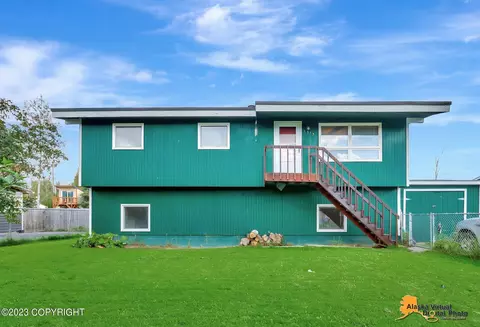 1513 Summit View St, Anchorage, AK 99504