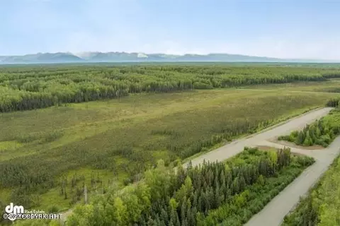 2048 N Saige Blvd, Houston, AK 99694