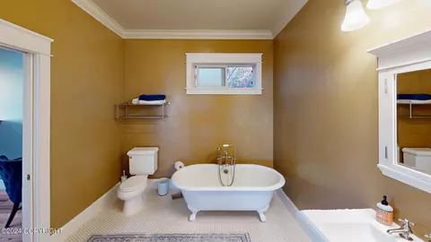 Bath - 315 Eliason Loop, Sitka, AK 99835 photo 2 of 3