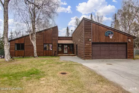 52700 Lake View Dr, Kenai, AK 99611