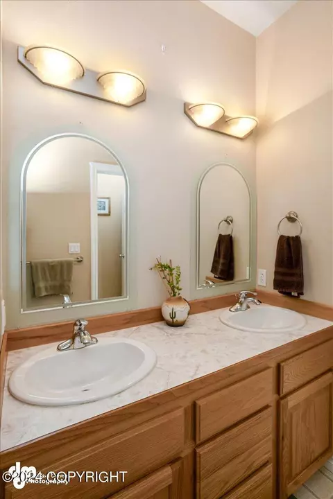 Bath - 3949 E Serendipity Loop, Wasilla, AK 99654 photo 3 of 14