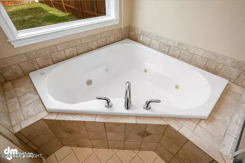 Bath - 3949 E Serendipity Loop, Wasilla, AK 99654 photo 10 of 14