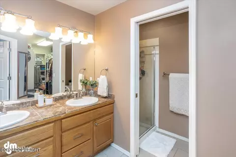 Bath - 16511 Nicoli Way, Eagle River, AK 99577 photo 2 of 5