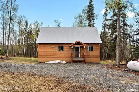 18542 W White Fox Cir, Wasilla, AK 99623