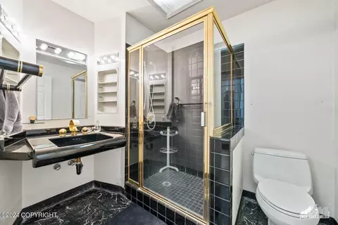 Bath - 11121 Forest Dr, Anchorage, AK 99516 photo 1 of 2