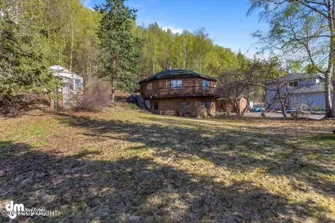 17716 S Juanita Loop, Eagle River, AK 99577