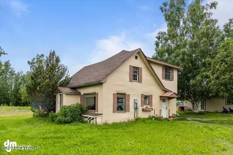 Exterior - 3201 E Fairview Loop, Wasilla, AK 99654 photo 4 of 11
