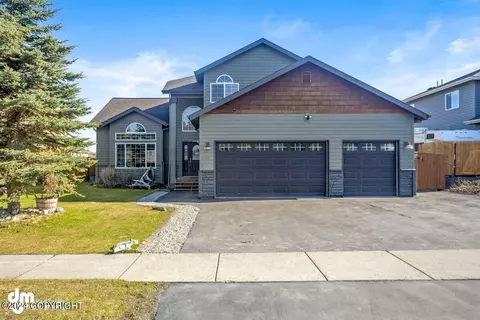 5781 Yukon Charlie Loop, Anchorage, AK 99502