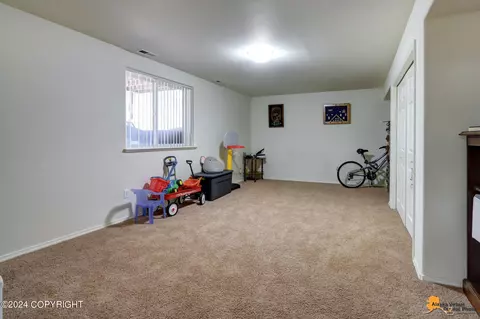 8718 Mendocino Cir, Eagle River, AK 99577 photo 33