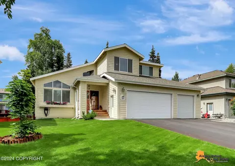 8718 Mendocino Cir, Eagle River, AK 99577
