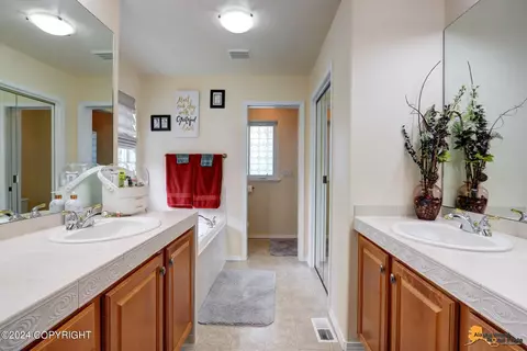 8718 Mendocino Cir, Eagle River, AK 99577 photo 22