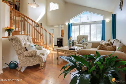 8718 Mendocino Cir, Eagle River, AK 99577 photo 5