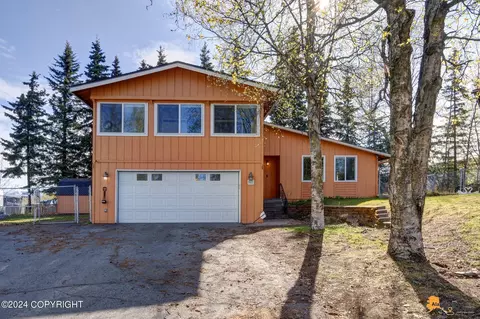 541 Tyee Cir, Anchorage, AK 99503