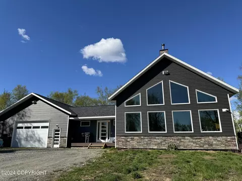 8575 W Hollywood Rd, Wasilla, AK 99623
