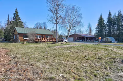 1307 Kiana Ln, Kenai, AK 99611