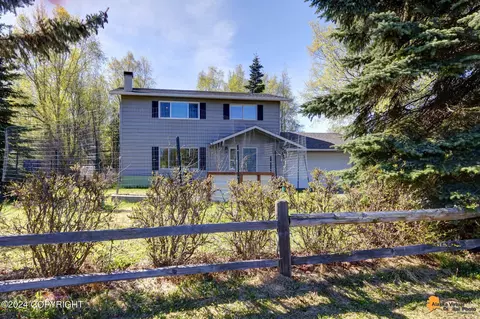 12010 Timberlane Dr, Anchorage, AK 99515
