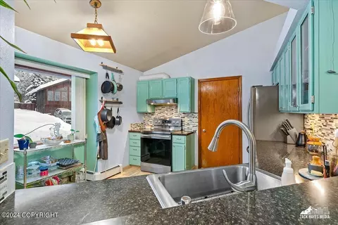 8818 Dome Cir, Eagle River, AK 99577 photo 16