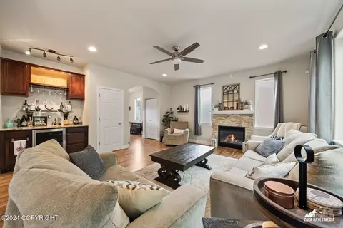 Living - 13568 Charmley Cir, Eagle River, AK 99577 photo 2 of 6