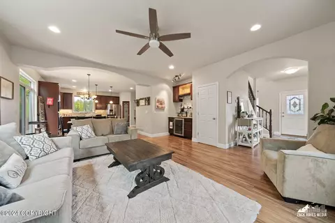 Living - 13568 Charmley Cir, Eagle River, AK 99577 photo 4 of 6