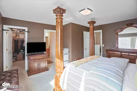 Bedroom - 6434 E 10th Ave, Anchorage, AK 99504 photo 3 of 10