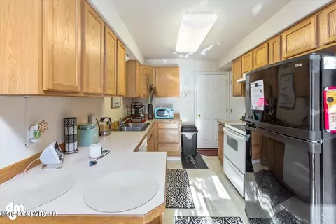 Kitchen - 6434 E 10th Ave, Anchorage, AK 99504 photo 1 of 3