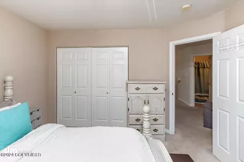 Bedroom - 6434 E 10th Ave, Anchorage, AK 99504 photo 7 of 10