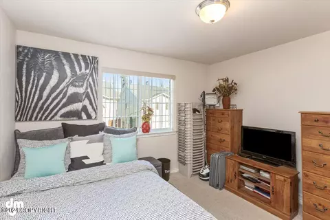 Bedroom - 6434 E 10th Ave, Anchorage, AK 99504 photo 10 of 10