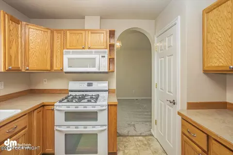 2655 Maritime Loop, Anchorage, AK 99515 photo 7