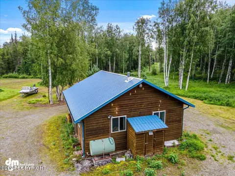 Exterior - 22557 Willow Fishhook Rd, Willow, AK 99688 photo 8 of 15