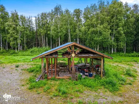 Exterior - 22557 Willow Fishhook Rd, Willow, AK 99688 photo 11 of 15