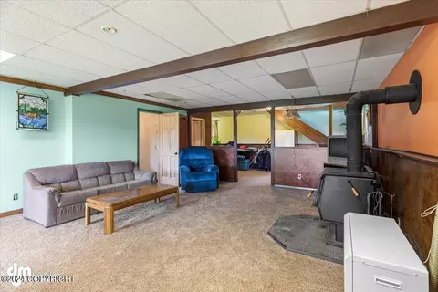 Living - 22557 Willow Fishhook Rd, Willow, AK 99688 photo 7 of 7