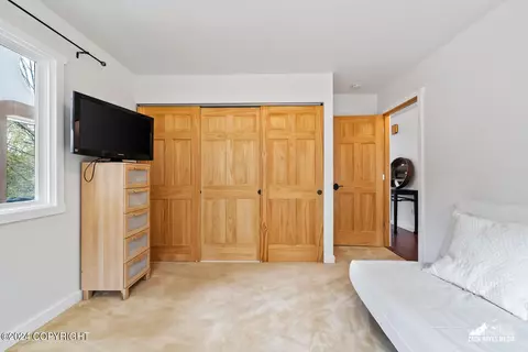 6856 Double Tree Ct, Anchorage, AK 99507 photo 33