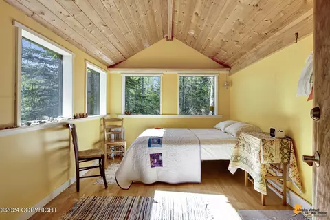 Bedroom - 14439 Fire Lake Dr, Eagle River, AK 99577 photo 4 of 4