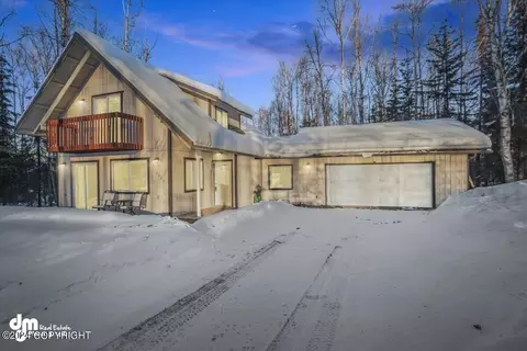 9061 Alice Ann Ln, Wasilla, AK 99654