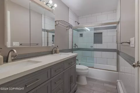 Bath - 18507 Chekok Cir, Eagle River, AK 99577 photo 2 of 2