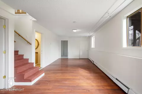 8201 E 3rd Ave, Anchorage, AK 99504 photo 19