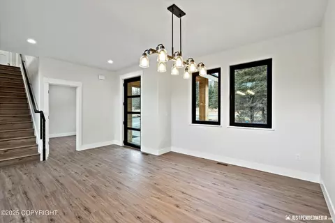 27844 Wilde Cir, Eagle River, AK 99577 photo 20