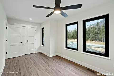 27844 Wilde Cir, Eagle River, AK 99577 photo 10