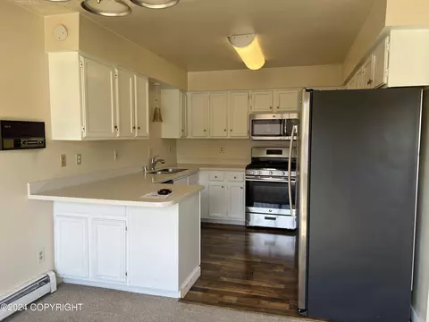 18615 N Lowrie Loop, Eagle River, AK 99577 photo 13
