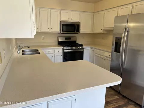 18615 N Lowrie Loop, Eagle River, AK 99577 photo 15