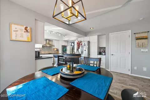 Dining - 10151 Pointe Resolution Dr, Anchorage, AK 99515 photo 6 of 6