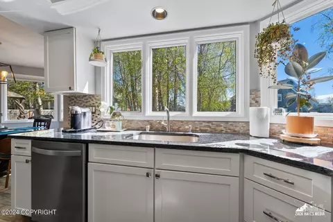 Kitchen - 10151 Pointe Resolution Dr, Anchorage, AK 99515 photo 8 of 14