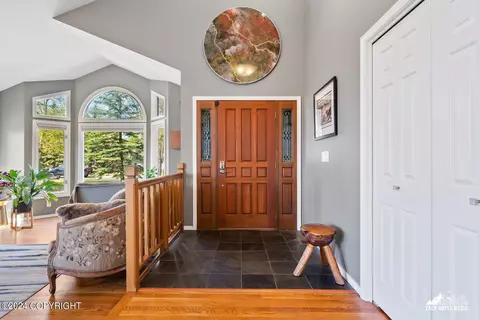 Entry Way - 10151 Pointe Resolution Dr, Anchorage, AK 99515 photo 2 of 9