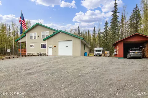 39080 Grassy Vale Rd, Soldotna, AK 99669