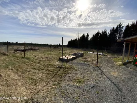 39625 Flash Cir, Sterling, AK 99672 photo 37