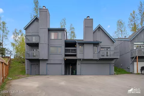 300 Beulah Cir, Anchorage, AK 99504