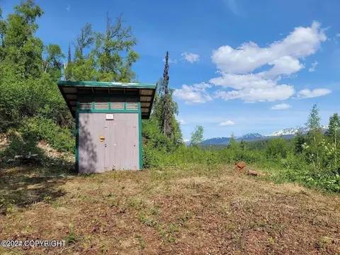 41685 S Running River Dr, Talkeetna, AK 99676 photo 10
