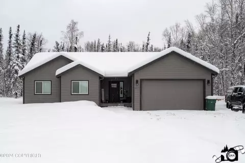 4179 N Coronado St, Wasilla, AK 99623