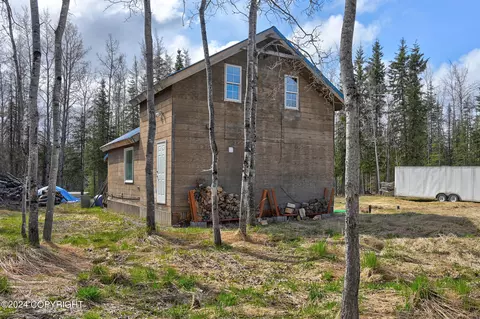 Exterior - 37270 Robinson Loop Rd, Sterling, AK 99672 photo 2 of 6