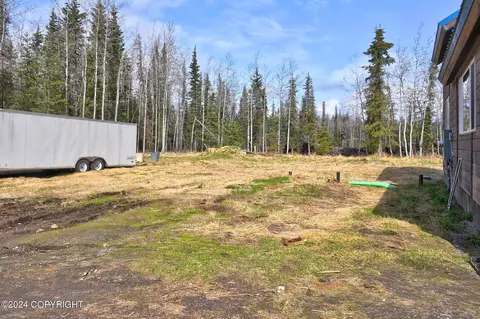 Exterior - 37270 Robinson Loop Rd, Sterling, AK 99672 photo 4 of 6